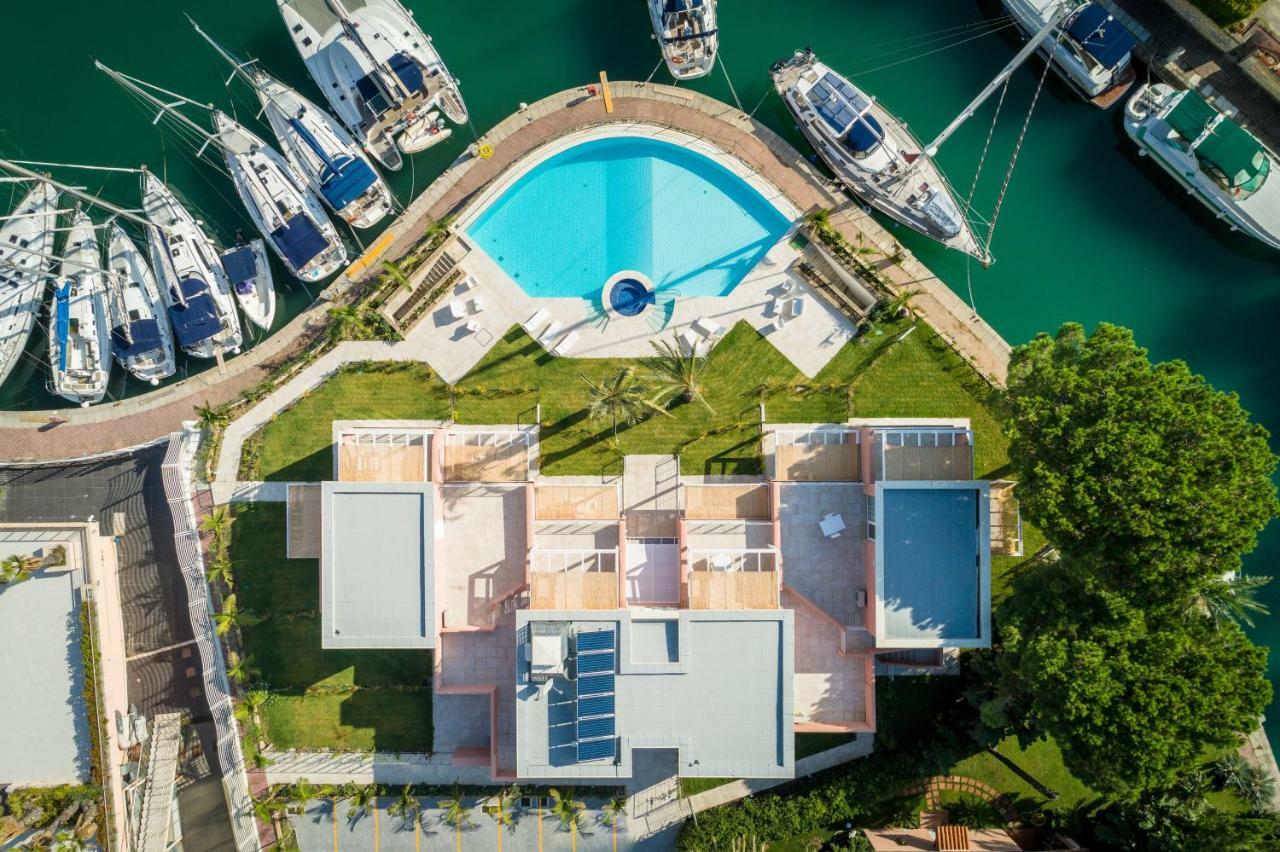Residence Delfino, Portorosa Furnari Buitenkant foto